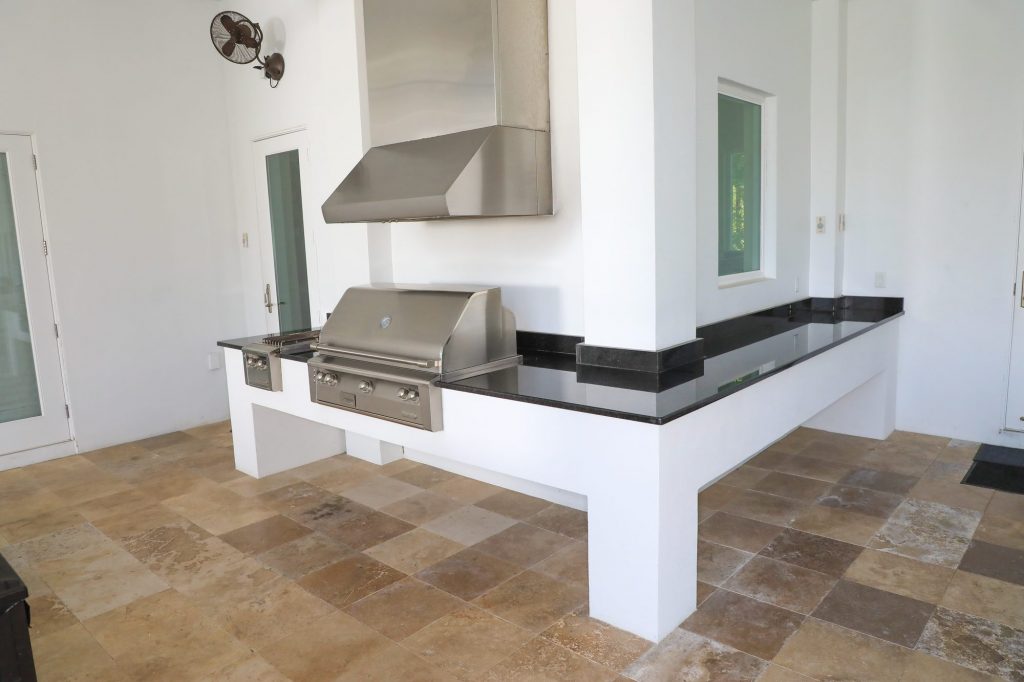 outdoor kitchen fireplace lutz florida