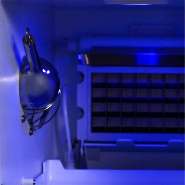 Blaze 15 Inch Outdoor Ice Maker with Gravity Drain light