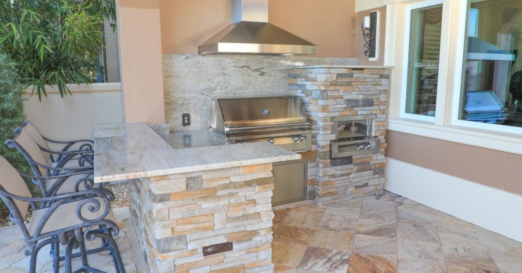 Custom Outdoor Kitchen Builder