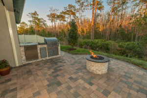 Custom Outdoor Kitchen With Gas Grill and Gas Fire Pit Tampa Florida WEB