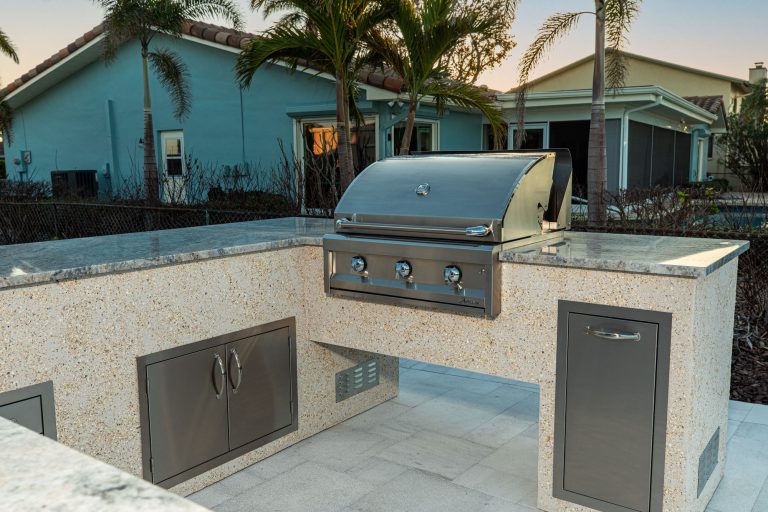 Custom Outdoor Kitchen With Gas Grill and Seashell Finish Tampa Florida WEB