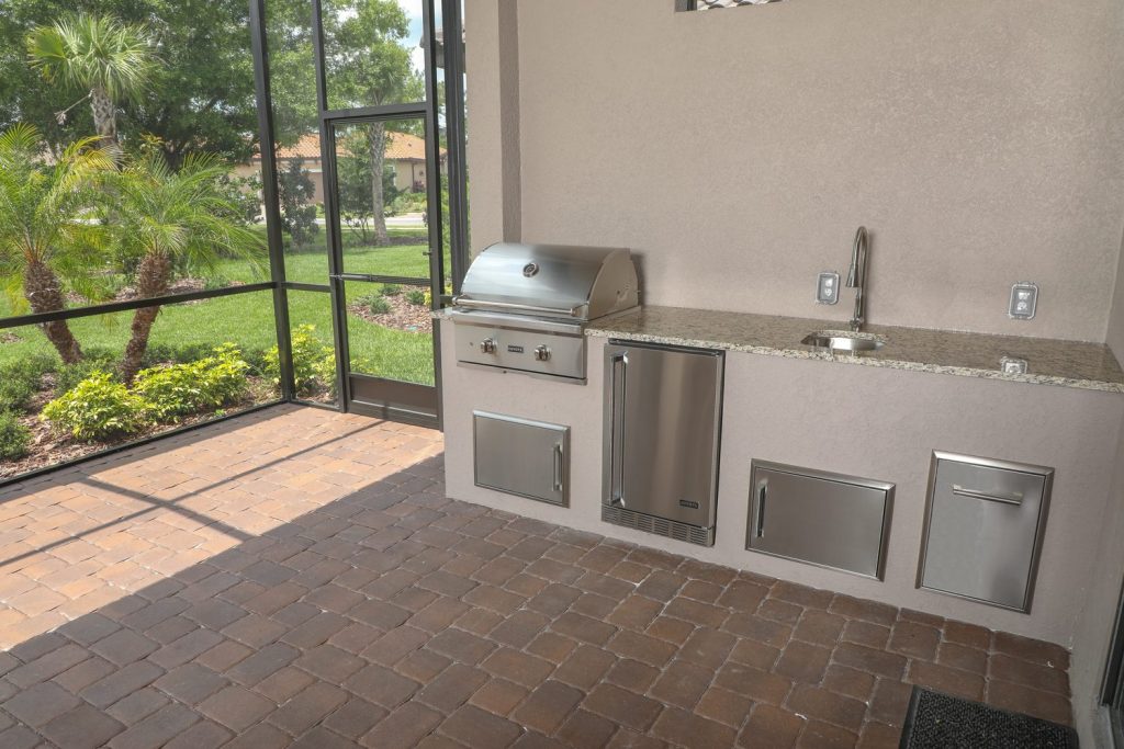 coyote grill outdoor kitchen