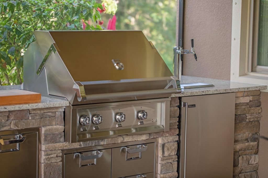 Hestan Gas Grill Outdoor Kitchen Riverview