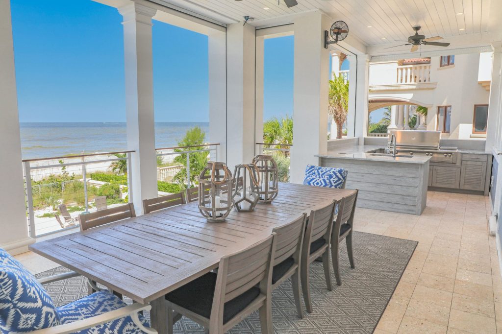 Custom Outdoor Kitchen | Just Grillin Outdoor Living | Belleair Beach, Florida