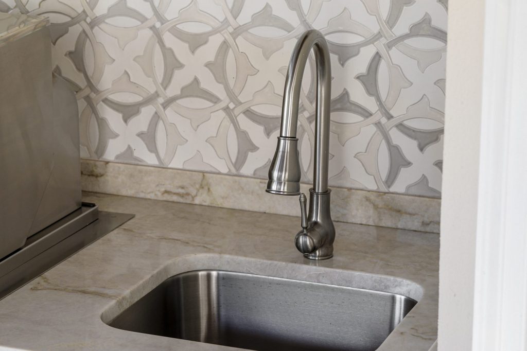 Outdoor Kitchen Sink And Faucet