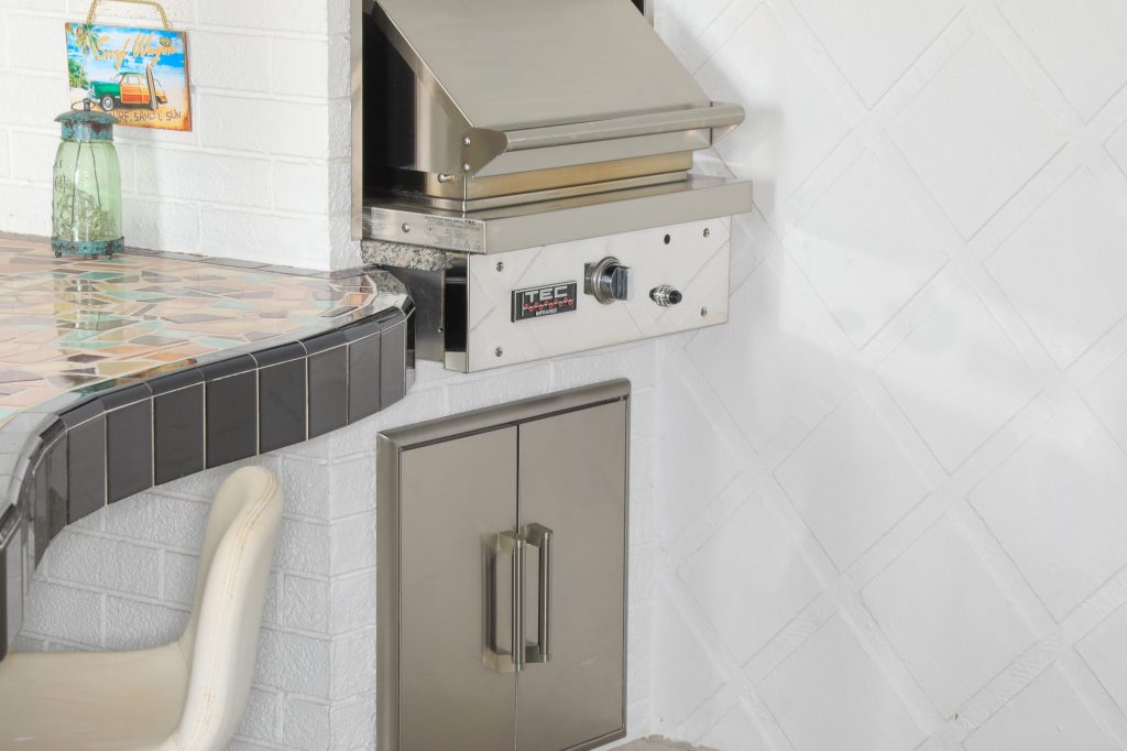 Outdoor Kitchen Grill Vent Hood St. Petersburg